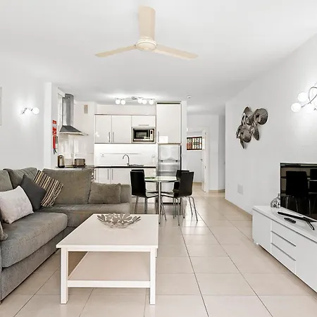 Paloma Apartment *