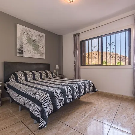 Paloma Лос Кристианос