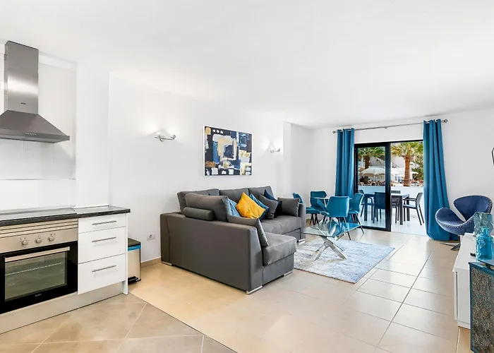 Paloma Los Cristianos (Tenerife)