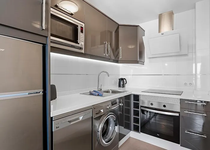 Paloma Los Cristianos (Tenerife)